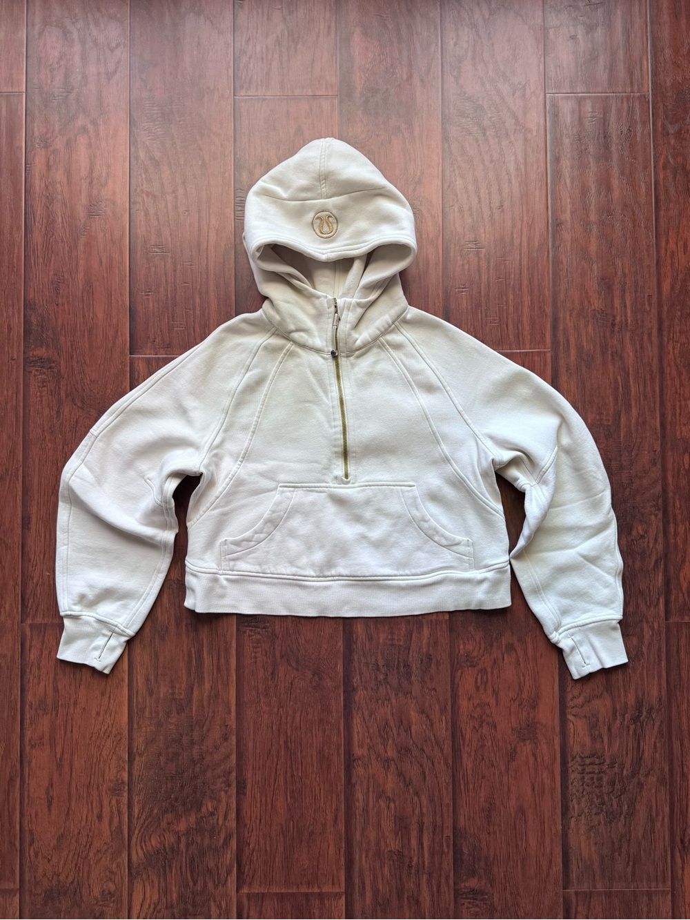 Lululemon Scuba Cream Crop Pullover Hoodie Special Edition w/ Gold Logo Hardware